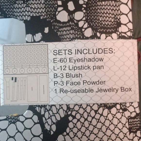 🤠NWT Profusion Ultimate Vanity Set - Picture 3 of 8